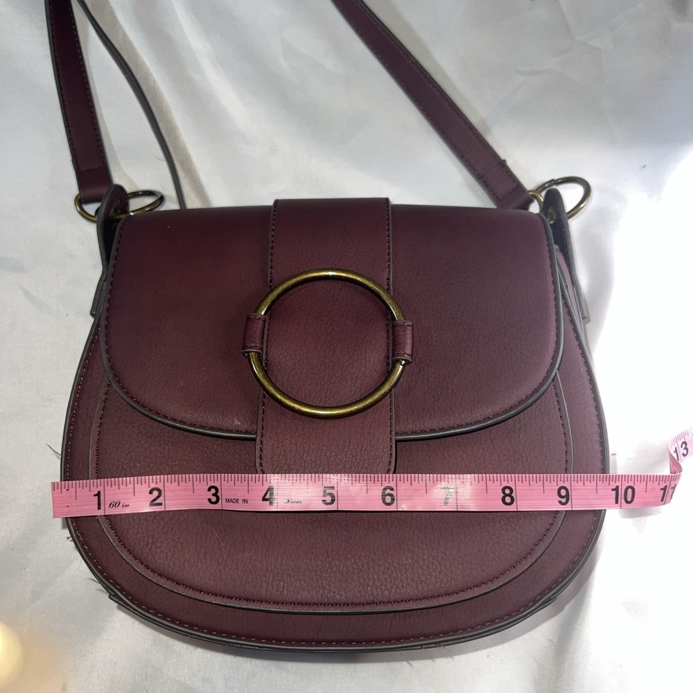 Burgundy Mauve Brass HW Vegan Hobo Crossbody Purse 10x9x3 Disneybound, Hippyboho - Picture 8 of 9
